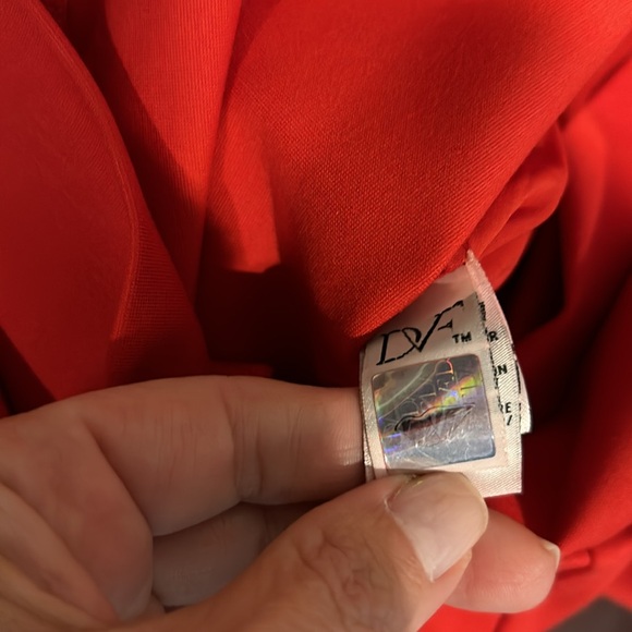 NWOT Diane Von Furstenberg Red Knee Length Ruched Waist Sheath Cocktail Dress - Picture 6 of 9